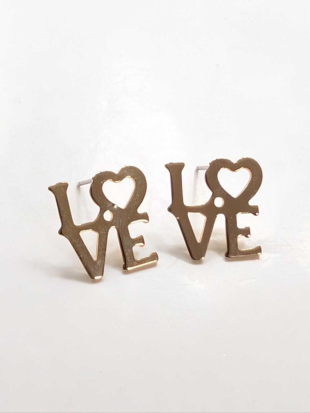 Dainty Gold Tone Love Heart Valentine's Day Romantic Feminine Post Earrings